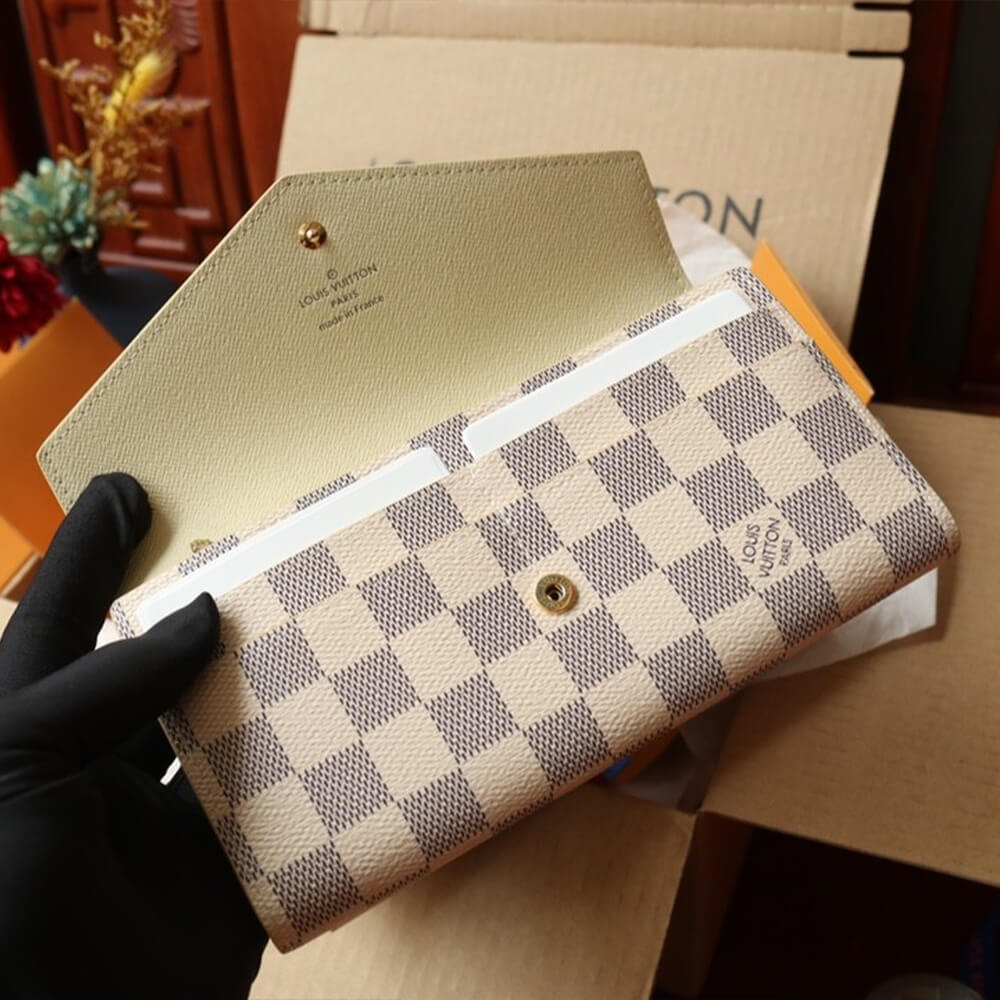 LV Sarah Wallet