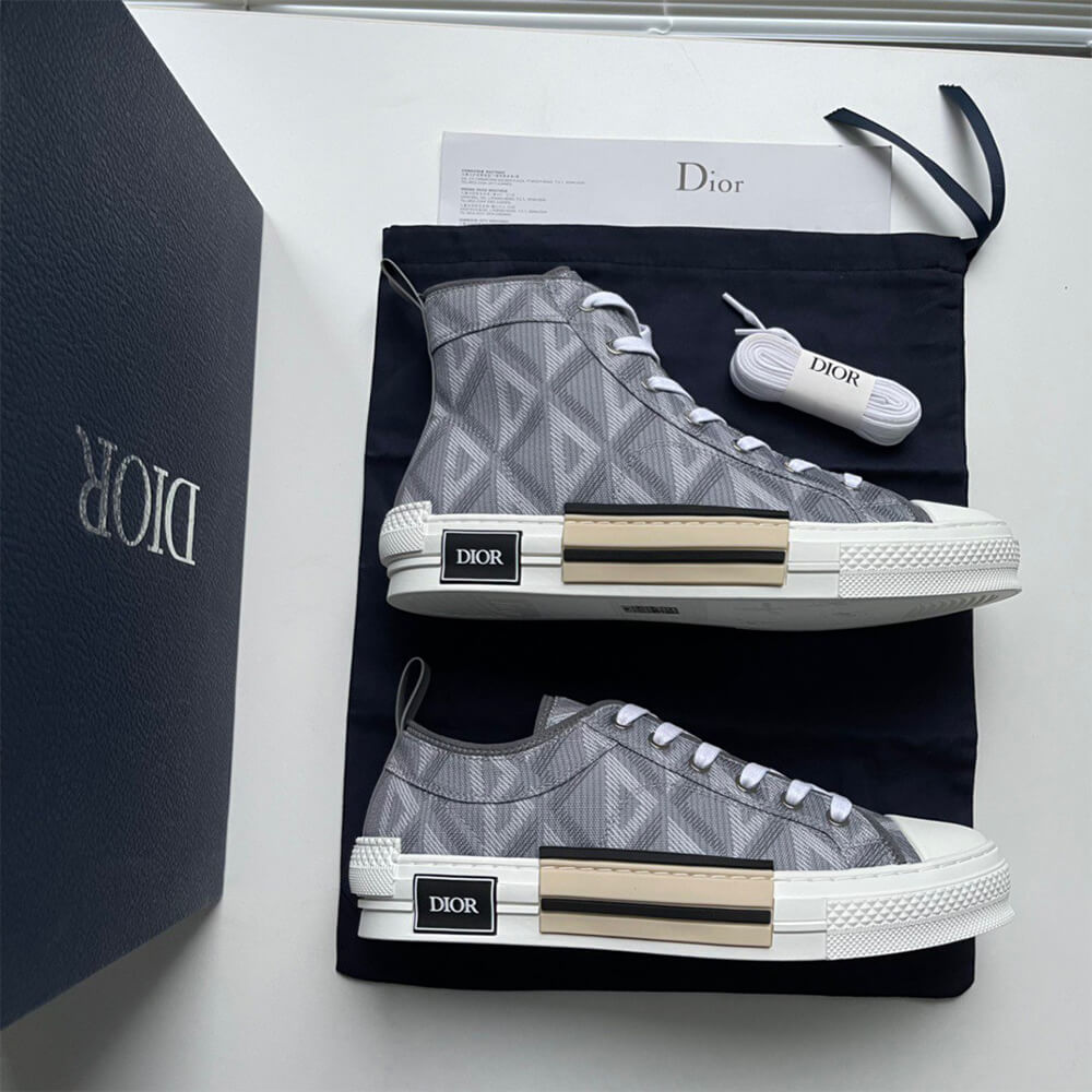B23 LOW-TOP SNEAKER